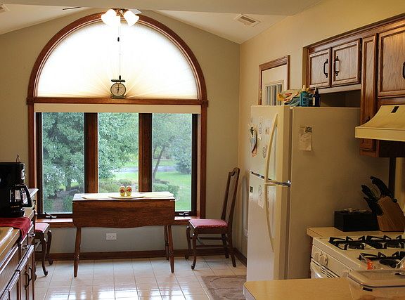 5th image of 18327 Pine Lake Ct APT 3