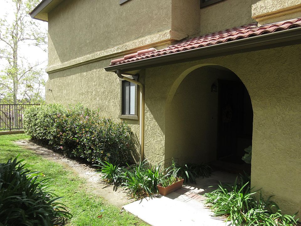 1st image of 25222 Birch Grove Ln