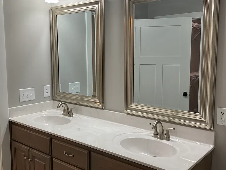 4668 Old Manchester Hwy #4668 — Photo 6