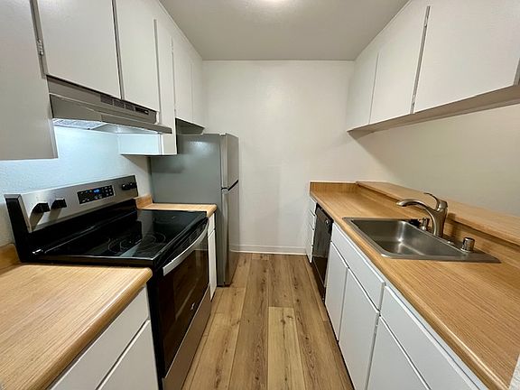 2nd image of 6227 Shelter Creek Ln