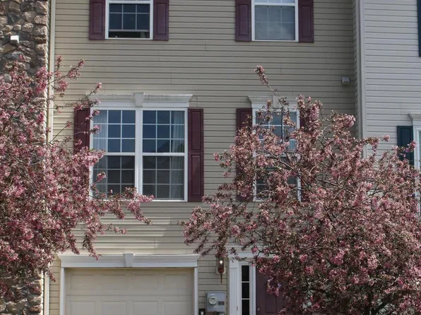 7556 Stephen Dr, Harrisburg, PA 17111