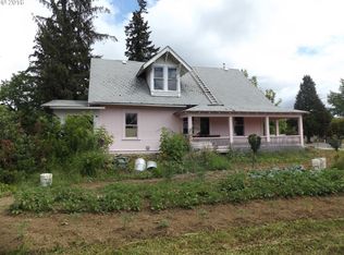 409 S Comstock Rd, Sutherlin, OR 97479