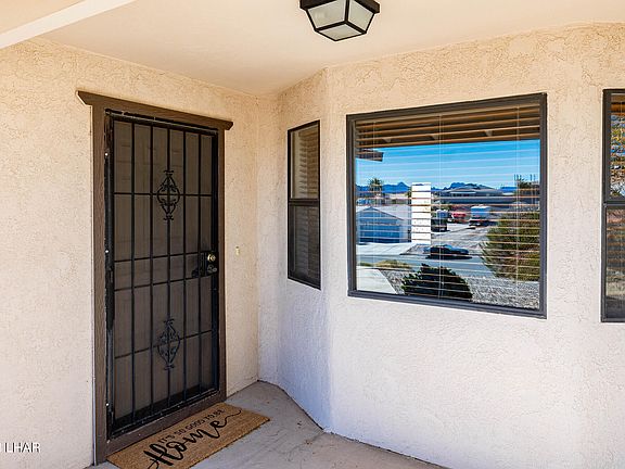 2nd image of 601 Rolling Hills Dr