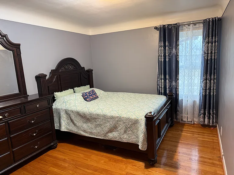 8565 Potomac Ave — Photo 30