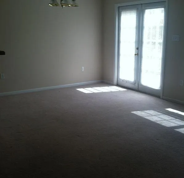 150 Swaying Pine Ct — Photo 3