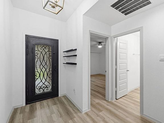 5th image of 6725 Rachel Ln