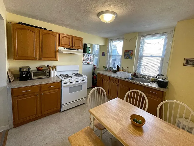 6 Cypress St #3 — Photo 1