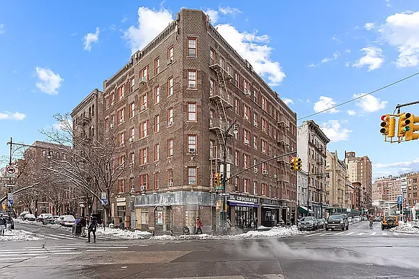 Rented by Platinum Properties | media 16