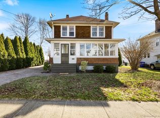 14 Bryan Rd, Branford, CT 06405