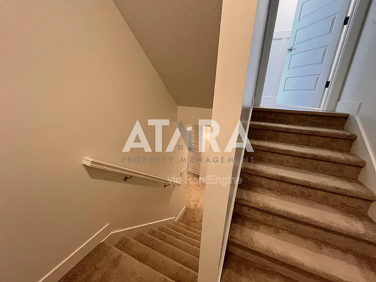 909 Sagehill Dr — Photo 8