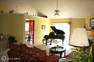 2nd image of 214 Senseny Glen Dr