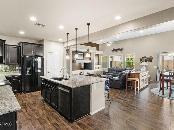 3rd image of 16 N AGUA FRIA Lane