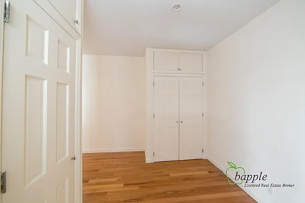 Rented by Bapple | media 9