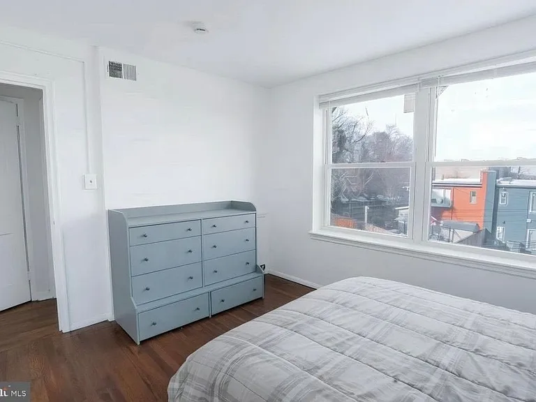 32 Varnum St NE #2 — Photo 5