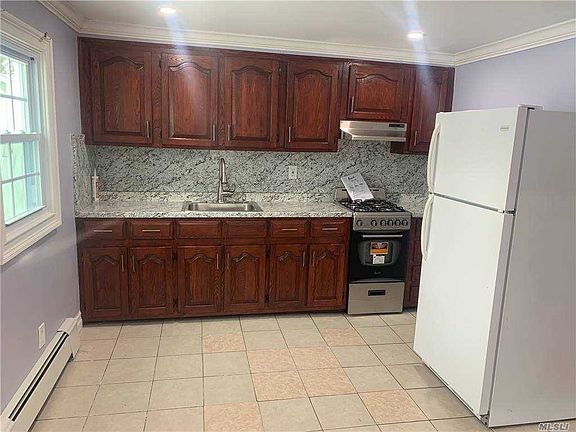 3rd image of 46 Suffolk Pl