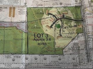 5 Lake Brook Dr, Kennebunk, ME 04043