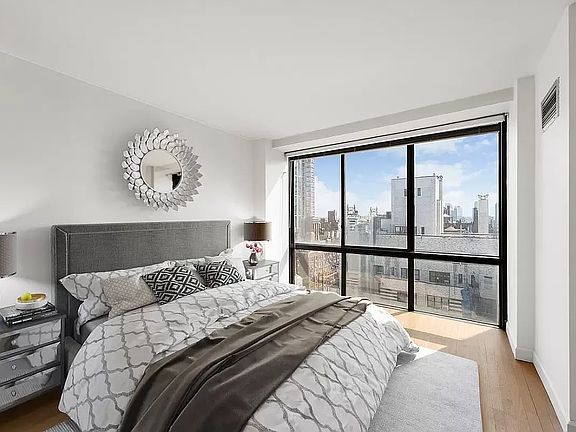 4th image of 360 E 57th St APT 7B