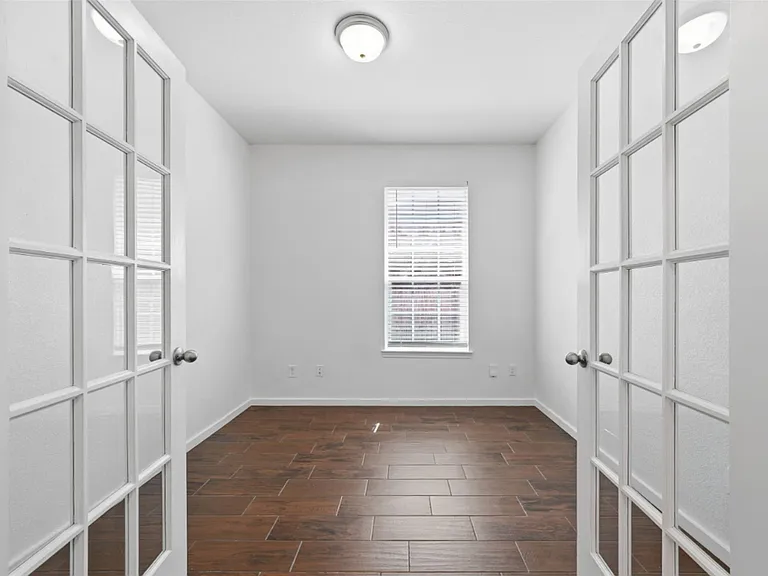 225 Danablu Dr — Photo 23