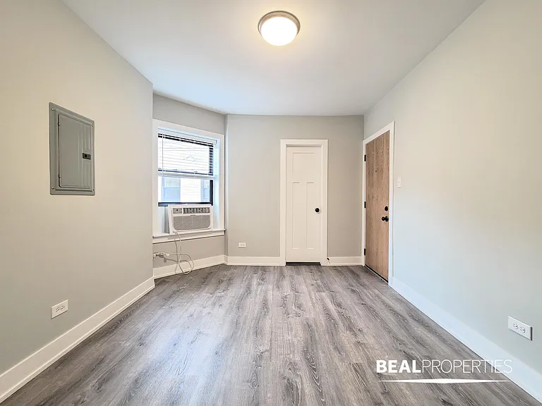 427 West Belden — Photo 14