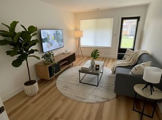 3065 S Commerce Rd APT 14, Wolverine Lake, MI 48390