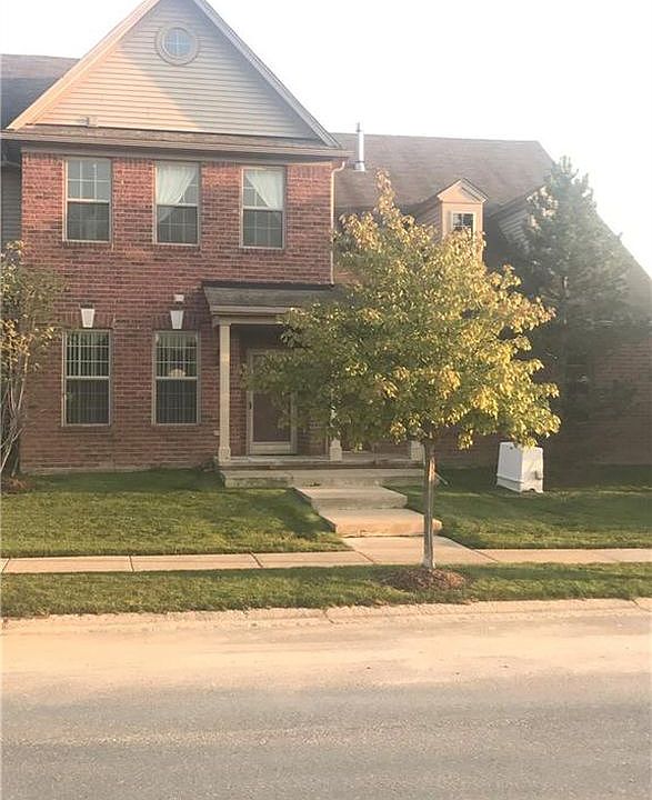 1st image of 23380 Clarewood St #9