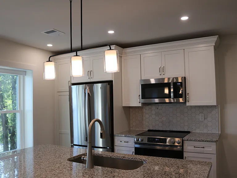 108 W Market St #108C — Photo 5