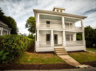 18 May St, Blackstone, MA 01504