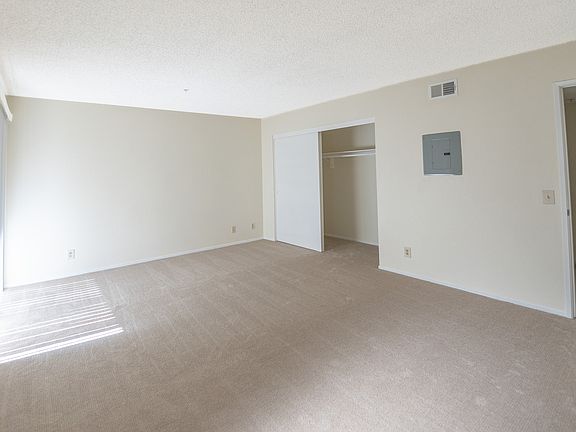 BEDROOM IN ACTUAL FORM