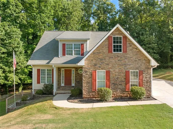 140 Glencrest Dr, Commerce, GA 30529