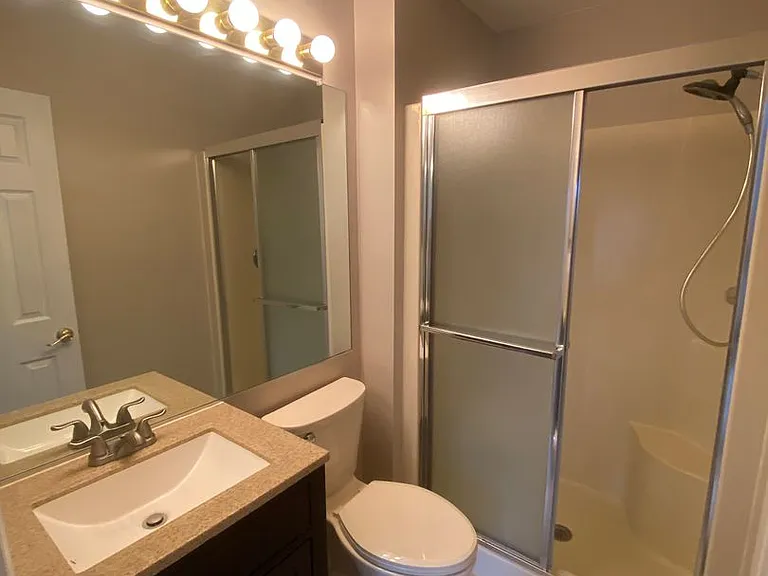 203 Glen View Ter — Photo 14