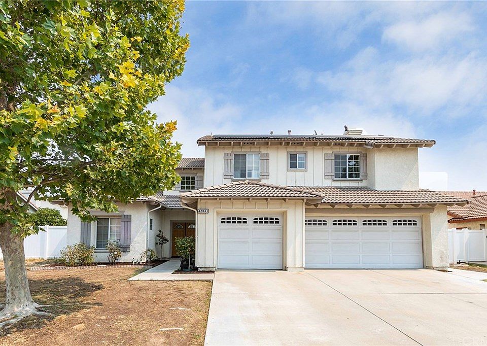 1st image of 42061 Thoroughbred Ln