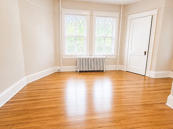 3rd image of 20 Terrace Rd #2