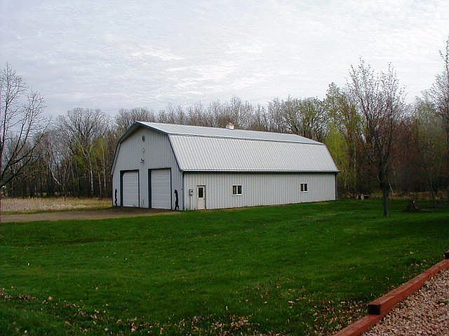 2nd image of 101 Woodland Trl