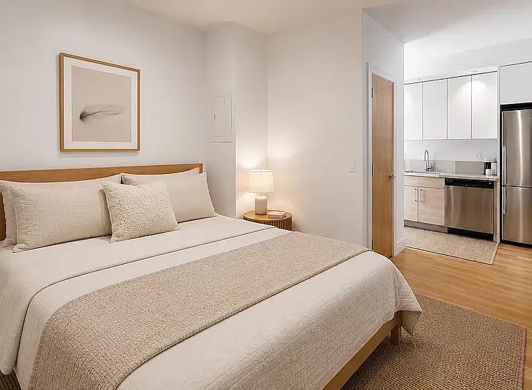 550 W 54th St #1714 — Photo 3