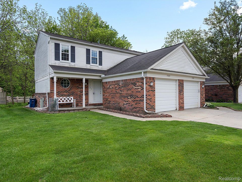 1st image of 7323 S Kingston Ct #12