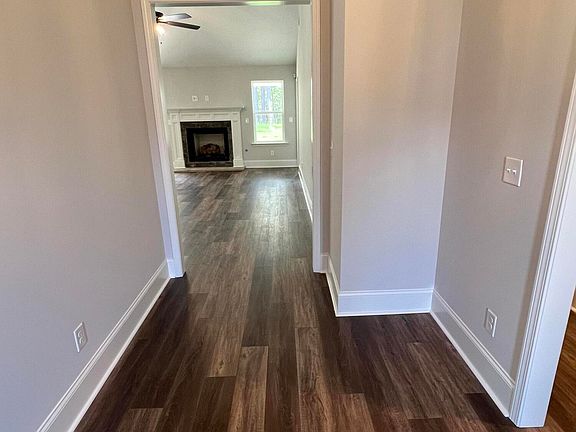 3rd image of 7136 Paisley Cir