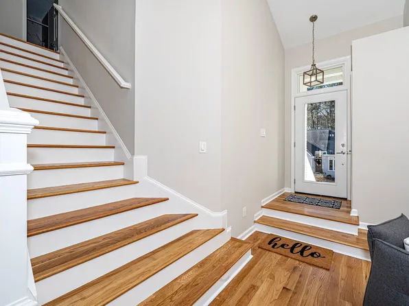 110 Ethans Glen Ct, Cary, NC 27513
