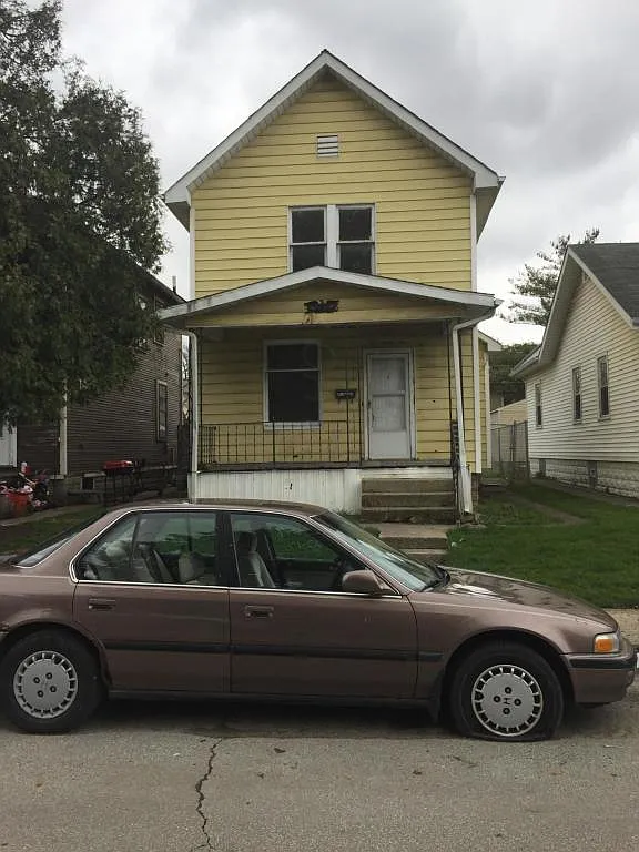 225 S Ogden Ave photo 1