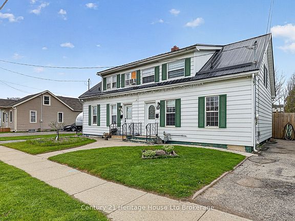 4th image of 138 Main St