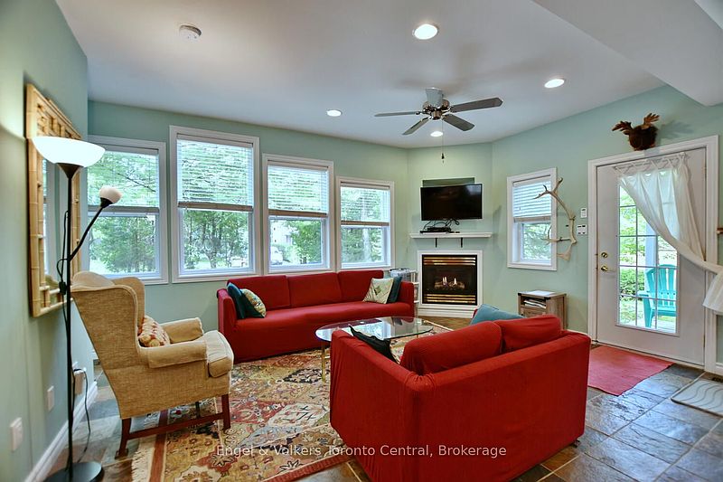 Wasaga Beach House for rent - 3 Bedrooms — photo 2