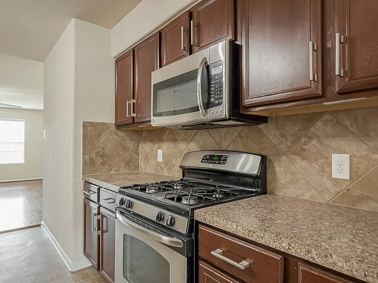 13510 Dahlia Green Way — Photo 34