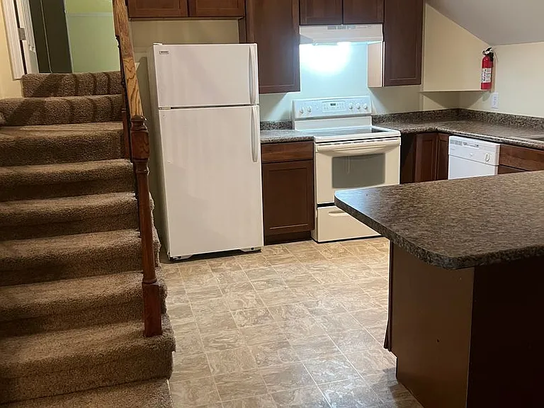 2930 Roellen Rd — Photo 12