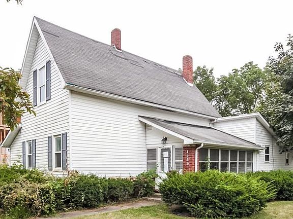4th image of 1239 Clinton St