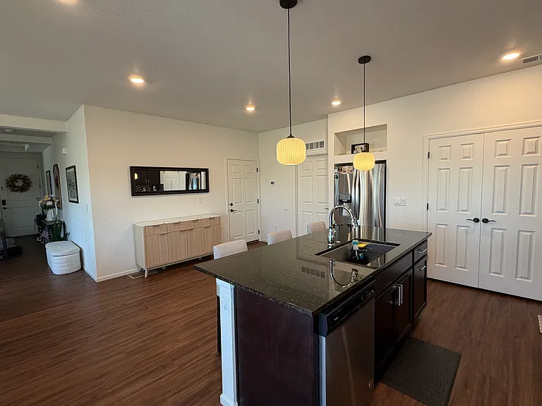 10173 Worchester St — Photo 4