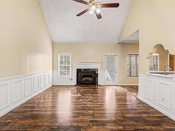 4th image of 1310 Lester Mill Rd