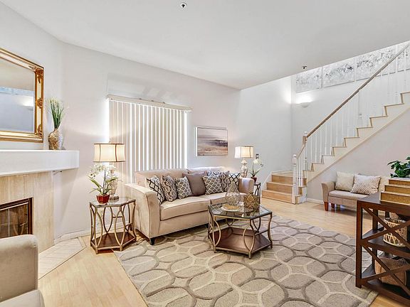 5th image of 502 N Stoneman Ave