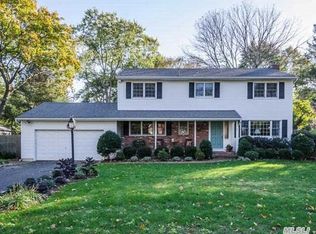 3 Ellen Pl, Huntington Station, NY 11746