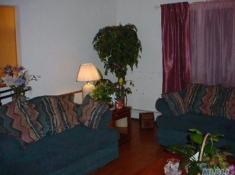 4th image of 265 Lawrence St