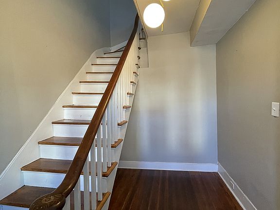 4th image of 1110 11th St