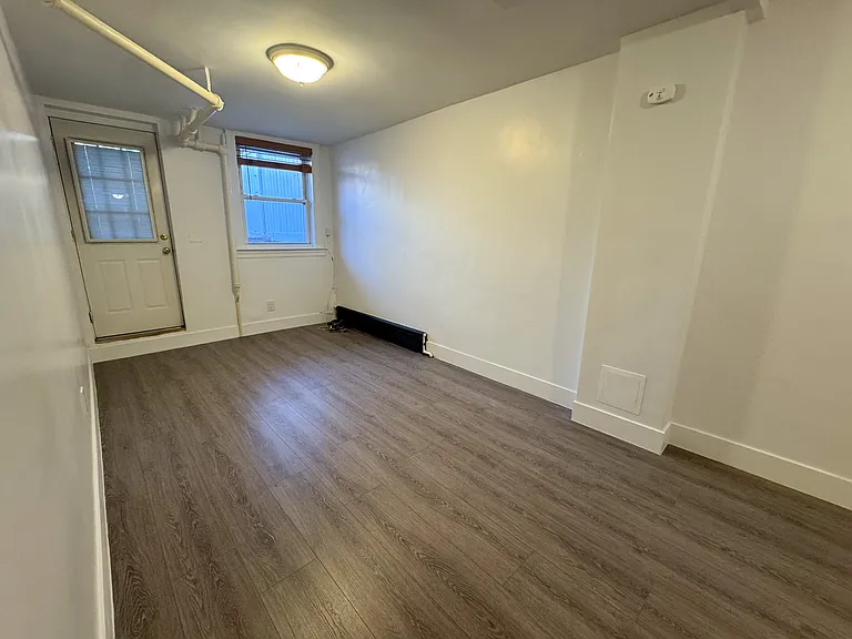 32-26 44th St #1A — Photo 5